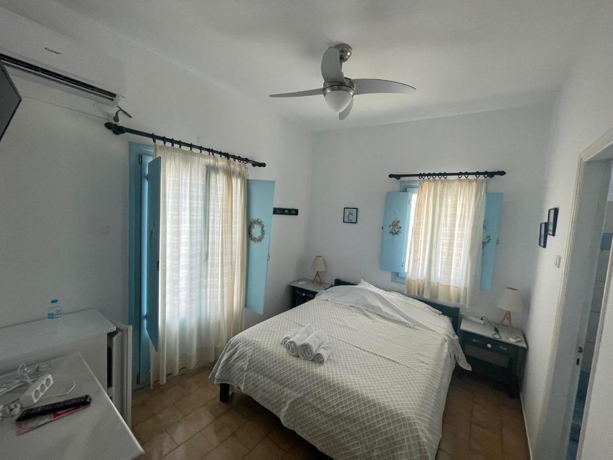 Yannis Maria Rooms Antiparos Town Exterior foto