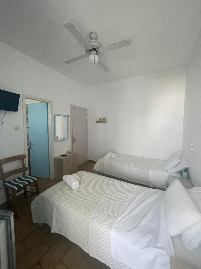 Yannis Maria Rooms Antiparos Town Exterior foto