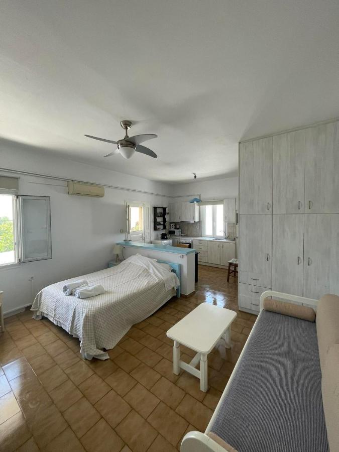 Yannis Maria Rooms Antiparos Town Exterior foto